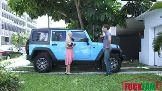 السعودية بنت سيارة كاميرا