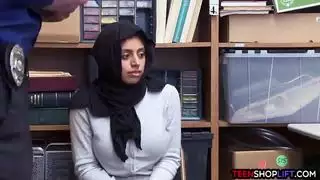 مراهق مغربي ينيك طاطا عربية