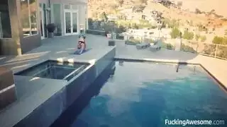 من التقبيل إلى النشوة: قبلة عميقة تؤدي إلى قذف داخلي