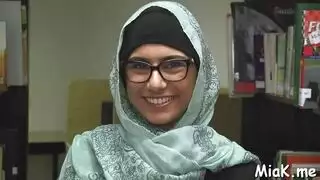 الخاسر يتناك