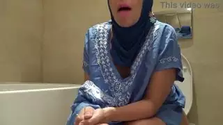 غريب مخنث يا حارس الشاطئ